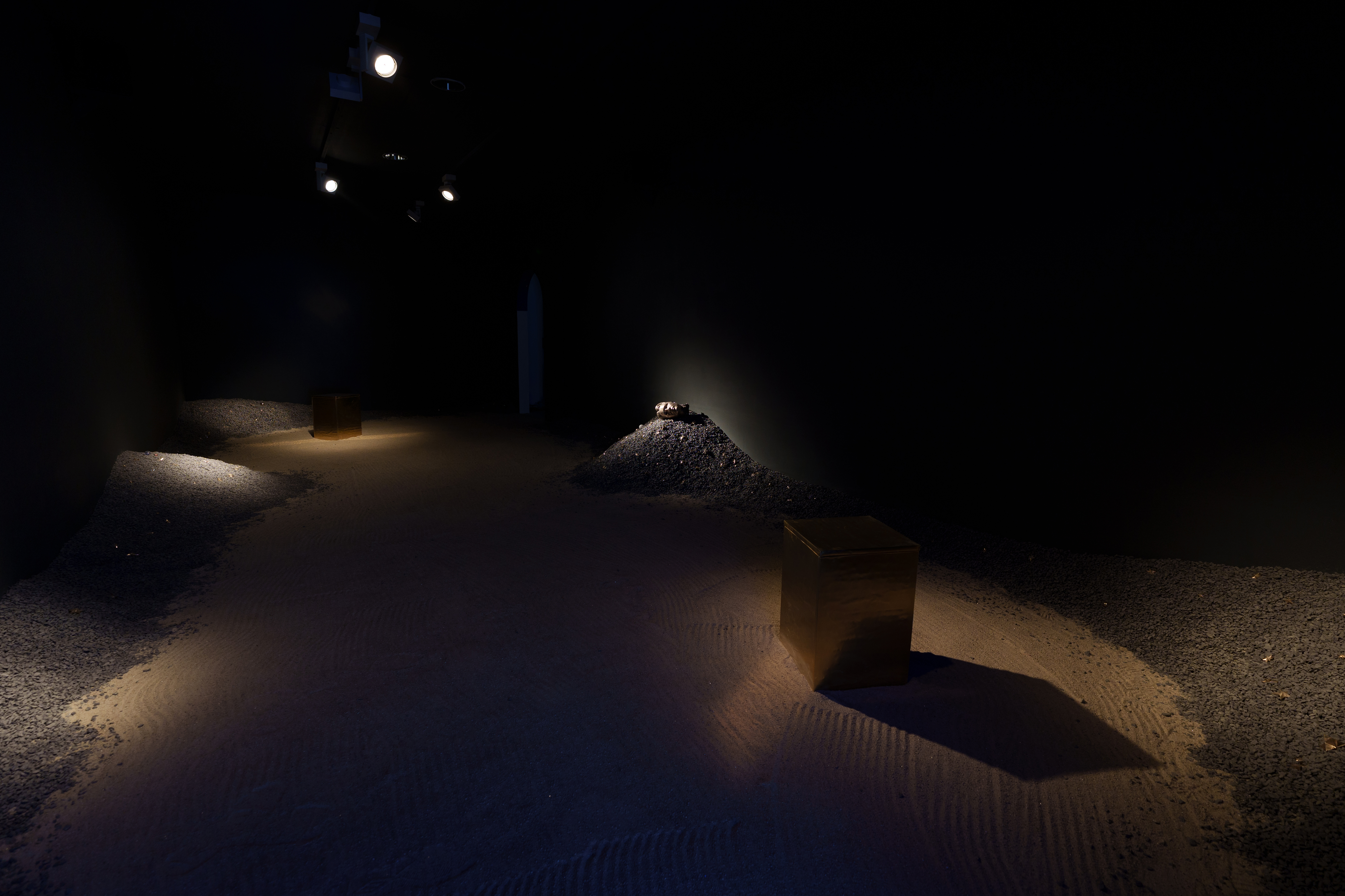  When Starts Collide by Domnick Sorace, Bronze head sculpture When Starts Collide by Domnick Sorace. Photo: Serhii Shapoval